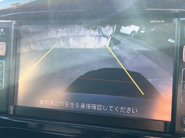 日産 ジューク 16GT FOUR 福島県 2011(平23)年 5.5万km ホワイトパール 純正ナビ　バックＣ　ＢＴ　ワンセグ　スペアキー　純正スターター　ターボ　純正フロアマット　ＨＩＤヘッドライト　オートライト　電格ミラー　純正ドアバイザー　プッシュスタート　ＡＡＣ　夏タイヤ付純正ＡＷ