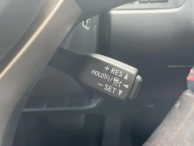 レクサス ＲＸ 450h バージョンL 佐賀県 2018(平30)年 5.3万km ソニッククォーツ サンルーフ/純正リアエンターテイメント(リモコンあり)/・HDMI/プリクラッシュセーフティ/レーンキープアシスト/レーダークルーズコントロール/クリアランスソナー/ブラインドスポットモニター/純正メーカーナビ/・パノラミックビューモニター/・フルセグTV/BT/CD/DVD/三眼LEDヘッドライト/シーケンシャルランプ/100V電源/ETC2.0/純正20インチAW/レザーシート/全席パワーシート/前席シートメモリ/全席シートヒーター/シートベンチレーション/パワーバックドア/メタルウッド革巻きステアリング/ステアリングヒーター/電動パーキングスイッチ/ヘッドアップディスプレイ/社外ドラレコ(DC-DR411)/トノカバー/スマートキー×1/カードキー×1/取扱説明/保証書