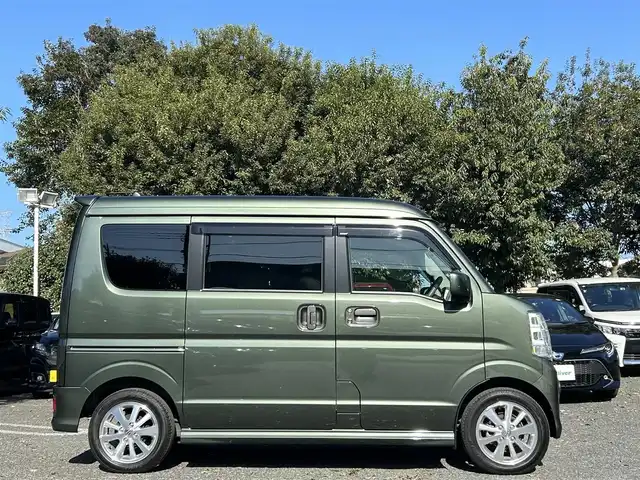 スズキ エブリィ ワゴン PZターボ 東京都 2023(令5)年 1.3万km クールカーキPM ワンオーナー/パワースライドドア/ディスプレイオーディオ/・Bluetoothオーディオ/USBオーディオ/・バックカメラ/キーレスプッシュスタートシステム/HIDヘッドランプ/オートライト/シートヒーター（運転席）/ETC/取扱説明書/保証書/・ディーラー点検記録簿（R5~R7）/スペアキー1本