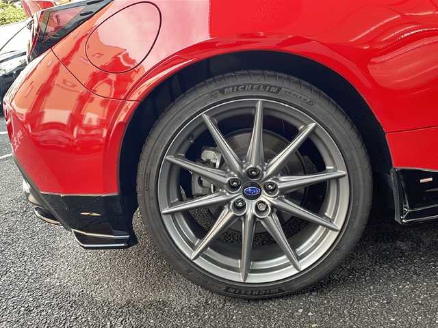 スバル ＢＲＺ S 大阪府 2021(令3)年 0.3万km 赤 ワンオーナー/フルセグテレビ/純正ナビ/バックカメラ/スマートキー/プッシュスタート/クルーズコントロール/ETC/STIエアロ/シートヒーター/保証書/取扱説明書