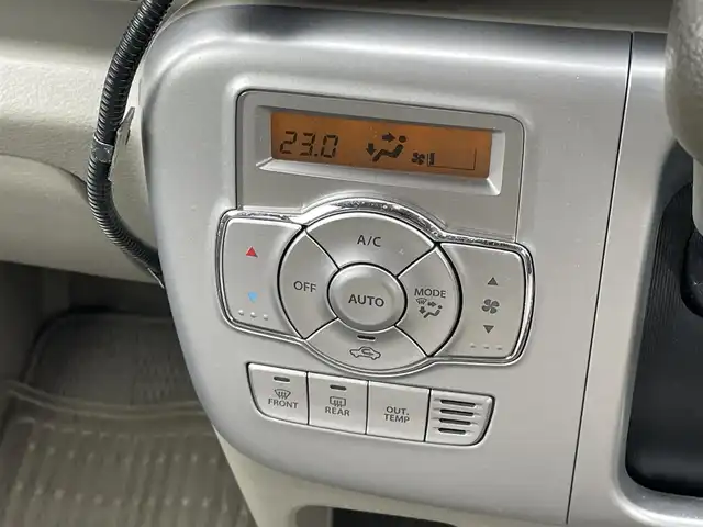 スズキ エブリィ ワゴン PZターボ 千葉県 2015(平27)年 5.2万km シルキーシルバーメタリック クラリオンナビ　/【型式：NX614W】/Ｂｌｕｅｔｏｏｔｈ/フルセグＴＶ/ＣＤ/ＤＶＤ　/ラジオ/SD/片側パワースライドドア　/ＥＴＣ　/キセノンヘッドライト　/オートライト　/衝突被害軽減ブレーキ　/ダブルエアバック　/純正フロアマット　/スマートキー