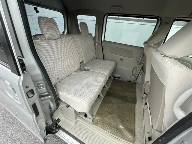 スズキ エブリィ ワゴン PZターボ 千葉県 2015(平27)年 5.2万km シルキーシルバーメタリック クラリオンナビ　/【型式：NX614W】/Ｂｌｕｅｔｏｏｔｈ/フルセグＴＶ/ＣＤ/ＤＶＤ　/ラジオ/SD/片側パワースライドドア　/ＥＴＣ　/キセノンヘッドライト　/オートライト　/衝突被害軽減ブレーキ　/ダブルエアバック　/純正フロアマット　/スマートキー