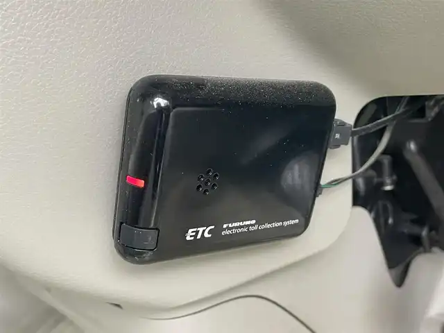 スズキ エブリィ ワゴン PZターボ 千葉県 2015(平27)年 5.2万km シルキーシルバーメタリック クラリオンナビ　/【型式：NX614W】/Ｂｌｕｅｔｏｏｔｈ/フルセグＴＶ/ＣＤ/ＤＶＤ　/ラジオ/SD/片側パワースライドドア　/ＥＴＣ　/キセノンヘッドライト　/オートライト　/衝突被害軽減ブレーキ　/ダブルエアバック　/純正フロアマット　/スマートキー