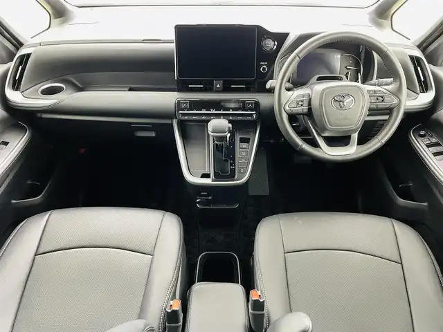 トヨタ ノア S－Z 福島県 2023(令5)年 2.5万km ホワイトパールクリスタルシャイン Toyota Safety Sense/・プリクラッシュセーフティ/・レーントレーシングアシスト/・レーンディパーチャーアラート/・レーダークルーズコントロール/・オートマチックハイビーム/・ロードサインアシスト/・ブラインドスポットモニター/純正ナビゲーション/・Bluetooth/TV/CD/DVD/HDMI/applecarplay//androidauto/AM・FM/USB//・バックカメラ/・ETC/革巻きステアリング/・ステアリングスイッチ/シートヒーター/両側パワースライドドア/プッシュスタート/・スマートキー/ドアバイザー/純正フロアマット/LEDライト/・オートライト/・フォグライト/前後ドライブレコーダー