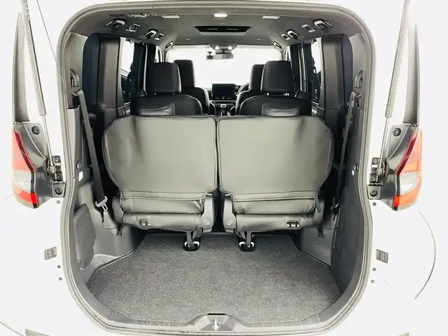 トヨタ ノア S－Z 福島県 2023(令5)年 2.5万km ホワイトパールクリスタルシャイン Toyota Safety Sense/・プリクラッシュセーフティ/・レーントレーシングアシスト/・レーンディパーチャーアラート/・レーダークルーズコントロール/・オートマチックハイビーム/・ロードサインアシスト/・ブラインドスポットモニター/純正ナビゲーション/・Bluetooth/TV/CD/DVD/HDMI/applecarplay//androidauto/AM・FM/USB//・バックカメラ/・ETC/革巻きステアリング/・ステアリングスイッチ/シートヒーター/両側パワースライドドア/プッシュスタート/・スマートキー/ドアバイザー/純正フロアマット/LEDライト/・オートライト/・フォグライト/前後ドライブレコーダー