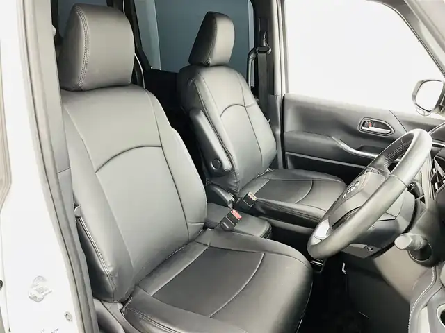 トヨタ ノア S－Z 福島県 2023(令5)年 2.5万km ホワイトパールクリスタルシャイン Toyota Safety Sense/・プリクラッシュセーフティ/・レーントレーシングアシスト/・レーンディパーチャーアラート/・レーダークルーズコントロール/・オートマチックハイビーム/・ロードサインアシスト/・ブラインドスポットモニター/純正ナビゲーション/・Bluetooth/TV/CD/DVD/HDMI/applecarplay//androidauto/AM・FM/USB//・バックカメラ/・ETC/革巻きステアリング/・ステアリングスイッチ/シートヒーター/両側パワースライドドア/プッシュスタート/・スマートキー/ドアバイザー/純正フロアマット/LEDライト/・オートライト/・フォグライト/前後ドライブレコーダー