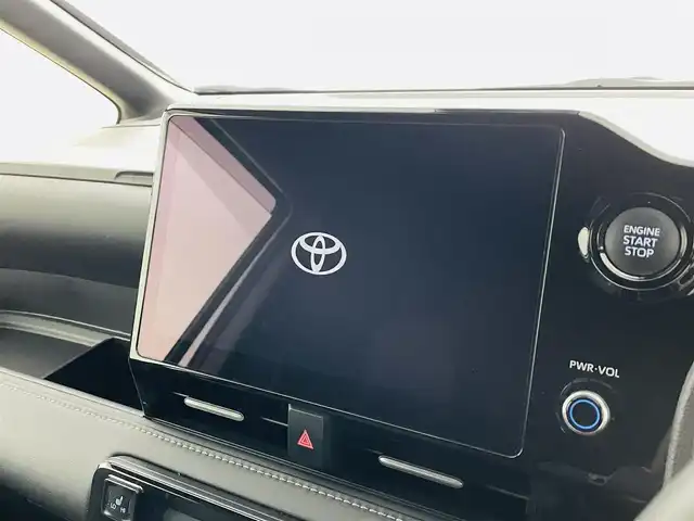 トヨタ ノア S－Z 福島県 2023(令5)年 2.5万km ホワイトパールクリスタルシャイン Toyota Safety Sense/・プリクラッシュセーフティ/・レーントレーシングアシスト/・レーンディパーチャーアラート/・レーダークルーズコントロール/・オートマチックハイビーム/・ロードサインアシスト/・ブラインドスポットモニター/純正ナビゲーション/・Bluetooth/TV/CD/DVD/HDMI/applecarplay//androidauto/AM・FM/USB//・バックカメラ/・ETC/革巻きステアリング/・ステアリングスイッチ/シートヒーター/両側パワースライドドア/プッシュスタート/・スマートキー/ドアバイザー/純正フロアマット/LEDライト/・オートライト/・フォグライト/前後ドライブレコーダー