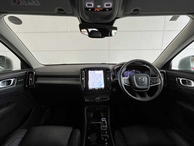 ボルボ ボルボ ＸＣ４０ アルティメット B4 AWD 山形県 2023(令5)年 1.5万km グレー 純正ＨＤＤナビ　/ＥＴＣ　/Ｂｌｕｅｔｏｏｔｈ／ＵＳＢ／ＡｐｐｌｅＣａｒｐｌａｙ　/運転席／助手席パワーシート　/全席シートヒーター　/レザーシート　/ルーフレール　/電動リアゲート　/オートライト　/コーナーセンサー/harman/kardonサウンドシステム