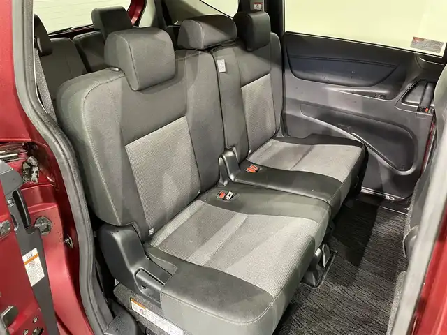 トヨタ シエンタ G 愛知県 2020(令2)年 2.8万km ブラックマイカ/センシュアルレッドマイカ 純正ナビ　/(Bluetooth/AM/FM/CD・DVD再生/フルセグTV/SD)/トヨタセーフティセンス　/　　-衝突軽減ブレーキ/　　-レーンキープアシスト　/　　-オートマチックハイビーム/両側パワースライドドア/ビルトインＥＴＣ　/バックカメラ　/ＵＳＢ/HDMI接続　/純正フロアマット　/ＬＥＤヘッドライト/クリアランスソナー/アイドリングストップ/プッシュスタート/　　-スマートキー