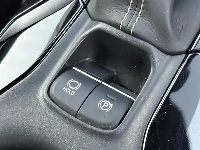 トヨタ カローラツーリング ハイブリッド ダブルバイビー 大分県 2020(令2)年 5.1万km スパークリングブラックパールクリスタルシャイン ・ナビ(BT/CD/DVD/USB/Miracast)/・バックカメラ/・フルセグテレビ/・プリクラッシュセーフティ/・ブラインドスポットモニター/・コーナーセンサー/・ブレーキホールド/・オートハイビーム/・ドライブモード/・純正アルミホイール/・スマートキー/・プッシュスタートボタン