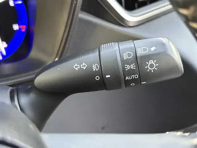 トヨタ カローラツーリング ハイブリッド ダブルバイビー 大分県 2020(令2)年 5.1万km スパークリングブラックパールクリスタルシャイン ・ナビ(BT/CD/DVD/USB/Miracast)/・バックカメラ/・フルセグテレビ/・プリクラッシュセーフティ/・ブラインドスポットモニター/・コーナーセンサー/・ブレーキホールド/・オートハイビーム/・ドライブモード/・純正アルミホイール/・スマートキー/・プッシュスタートボタン