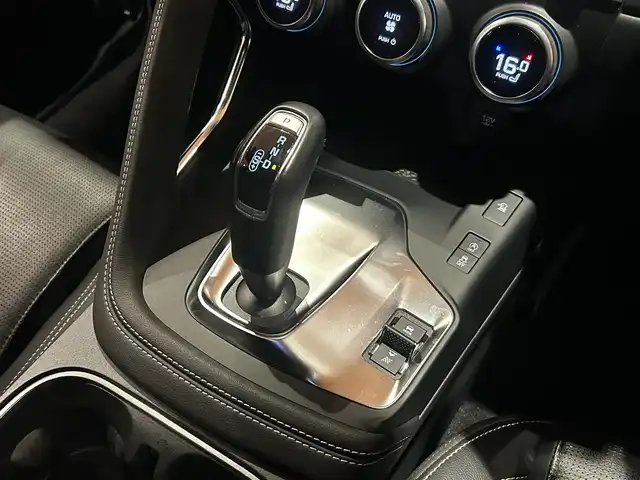 ジャガー Ｅペース R ダイナミックS 道央・札幌 2019(令1)年 4.9万km グレー シリコンシルバー/ドライブプロパック/　・ACC/　・ブラインドスポットアシスト/　・ハイスピードエマージェンシーブレーキ/インタラクティブドライバーディスプレイ/地上デジタルTV/シートヒーター/パワーテールゲート/純正メモリナビ/360°カメラ/本革シート/10Wayパワーシート/LEDヘッドライト