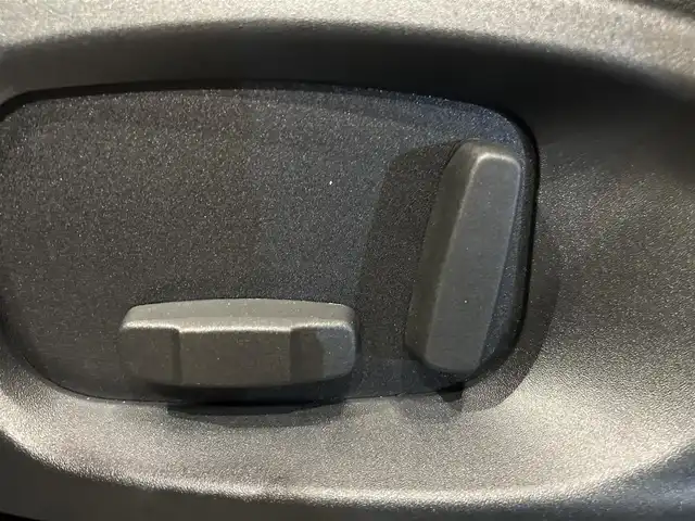 ジャガー Ｅペース R ダイナミックS 道央・札幌 2019(令1)年 4.9万km グレー シリコンシルバー/ドライブプロパック/　・ACC/　・ブラインドスポットアシスト/　・ハイスピードエマージェンシーブレーキ/インタラクティブドライバーディスプレイ/地上デジタルTV/シートヒーター/パワーテールゲート/純正メモリナビ/360°カメラ/本革シート/10Wayパワーシート/LEDヘッドライト