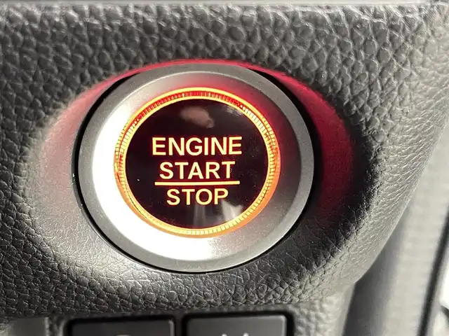 ホンダ Ｎ ＢＯＸ カスタム G L ホンダセンシング 熊本県 2020(令2)年 1.9万km プラチナホワイトパール 禁煙車　/社外ナビCN-RA06D（ＣＤ・ＤＶＤ・フルセグ・ＢＴ・ＳＤ・ｉｐｏｄ・ＵＳＢ）/バックカメラ　/社外前後ドライブレコーダー（DRY-TW８５００）　/ビルトインＥＴＣ　/片側パワースライドドア　/レーダークルーズコントロール/衝突軽減ブレーキ/レーンキープアシスト/アイドリングストップ/横滑り防止/純正フロアマット/純正１４インチAW/オートライト/LEDヘッドライト/フォグライト/スマートキー/プッシュスタート/スペアキー1本/保証書/取扱説明書