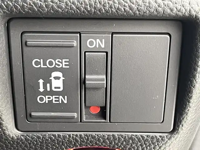 ホンダ Ｎ ＢＯＸ カスタム G L ホンダセンシング 熊本県 2020(令2)年 1.9万km プラチナホワイトパール 禁煙車　/社外ナビCN-RA06D（ＣＤ・ＤＶＤ・フルセグ・ＢＴ・ＳＤ・ｉｐｏｄ・ＵＳＢ）/バックカメラ　/社外前後ドライブレコーダー（DRY-TW８５００）　/ビルトインＥＴＣ　/片側パワースライドドア　/レーダークルーズコントロール/衝突軽減ブレーキ/レーンキープアシスト/アイドリングストップ/横滑り防止/純正フロアマット/純正１４インチAW/オートライト/LEDヘッドライト/フォグライト/スマートキー/プッシュスタート/スペアキー1本/保証書/取扱説明書