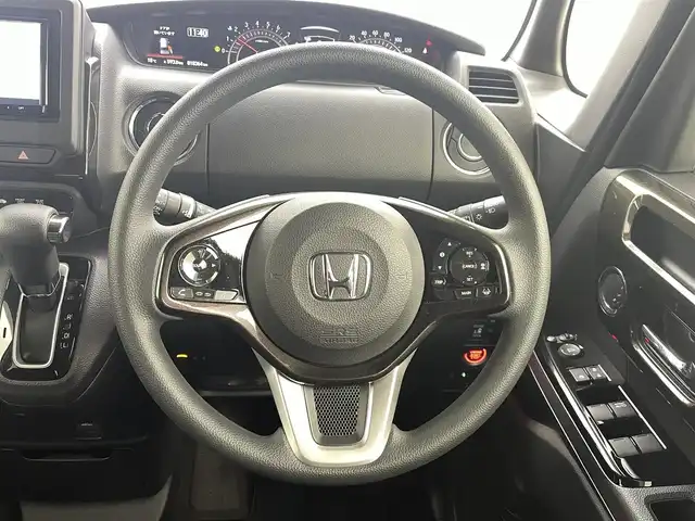 ホンダ Ｎ ＢＯＸ カスタム G L ホンダセンシング 熊本県 2020(令2)年 1.9万km プラチナホワイトパール 禁煙車　/社外ナビCN-RA06D（ＣＤ・ＤＶＤ・フルセグ・ＢＴ・ＳＤ・ｉｐｏｄ・ＵＳＢ）/バックカメラ　/社外前後ドライブレコーダー（DRY-TW８５００）　/ビルトインＥＴＣ　/片側パワースライドドア　/レーダークルーズコントロール/衝突軽減ブレーキ/レーンキープアシスト/アイドリングストップ/横滑り防止/純正フロアマット/純正１４インチAW/オートライト/LEDヘッドライト/フォグライト/スマートキー/プッシュスタート/スペアキー1本/保証書/取扱説明書