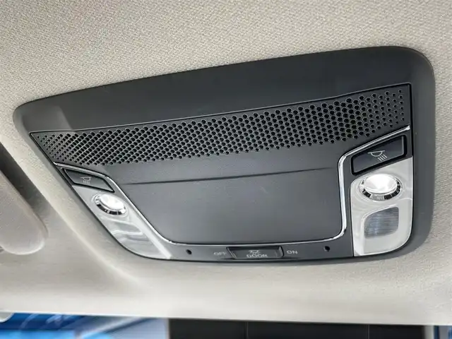 ホンダ ヴェゼル ハイブリッド Z ホンダセンシング 香川県 2019(令1)年 3.3万km プラチナホワイトパール 登録時走行距離：32590ｋｍ/純正SDナビゲーション/→CD/DVD/BT/→フルセグTV/全方位カメラ/ドライブレコーダー/革巻きステアリング/ステアリングリモコン/レーダークルーズコントロール/ビルトインETC/シートヒーター/プッシュスタート/LEDオートライト/純正アルミホイール/衝突軽減ブレーキ/横滑り防止装置/フロアマット/スマートキー