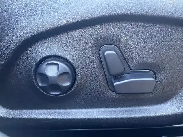 フィアット ５００Ｘ クロス 福岡県 2020(令2)年 2万km ベージュ ・アクティブクルーズコントロール/・USB/Bluetooth/・バックカメラ/・黒革シート/シートヒーター/・社外前後ドライブレコーダー/・社外ETC/・純正17AW/・プッシュスタート/・アイドリングストップ/・スマートキー/・パワーシート/・オートライト/・LEDライト