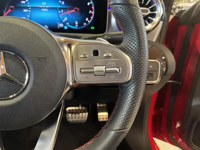 メルセデス・ベンツ ＣＬＡ２５０ 4MATIC AMGライン 道央・札幌 2019(令1)年 1.1万km ジュピターレッド AMGライン/　・AMGスタイリングパッケージ/　・18インチAMG5スポークAW/　・マルチビームLEDヘッドライト/　・アダプティブハイビームアシストプラス/　・アンビエントライト/レーダーセーフティパッケージ/AMGレザーエクスクルーシブパッケージ/　・本革シート/　・アルミニウムインテリアトリム/パノラミックスライディングルーフ/アドバンスドパッケージ/　・360°カメラ/　・ヘッドアップディスプレイ/　・アドバンスドサウンドシステム/ナビゲーションパッケージ