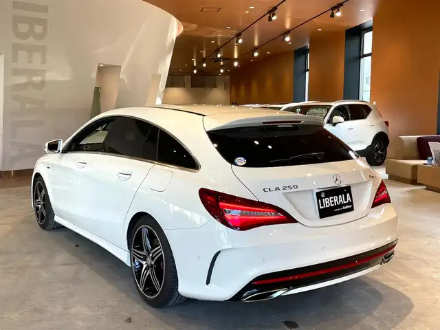 メルセデス・ベンツ ＣＬＡ２５０ Sブレイク　シュポルト4MATIC 道央・札幌 2016(平28)年 2.9万km カルサイトホワイト レーダーセーフティパッケージ/　・ACC/　・PRE-SAFE/　・ブラインドスポットアシスト/　・レーンキープアシスト/ハーフレザーシート/シートヒーター/純正HDDナビ/フルセグテレビ/DVD/SD/USB/BT/バックカメラ/パークトロニック/アクティブパーキングアシスト/電動リアゲート