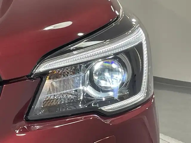 スバル フォレスター ハイブリッド アドバンス 愛知県 2018(平30)年 3.7万km クリムゾンレッドP 純正８インチナビ/アイサイト/ドライバーモニタリングシステム/ステアリング連動ヘッドランプ（ＳＲＨ)/衝突軽減ブレーキ/ブラインドスポットモニター/クリアランスソナー/車線逸脱制御/レーダークルーズコントロール/フロント/サイドカメラ/ハンドルヒーター/シートヒーター/シートメモリー/パドルシフト/デジタルインナーミラー/ドライブレコーダー