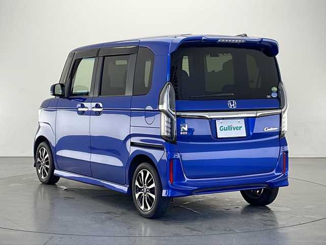 ホンダ Ｎ ＢＯＸ カスタム G L ホンダセンシング 長野県 2020(令2)年 3.6万km ブリリアントスポーティブルーメタリック2トーン 純正SDナビ（型番：VXU-195NBi）/（フルセグTV＆CD＆DVD＆BL＆USB＆FM・AM）/バックカメラ/ホンダセンシング/・衝突軽減ブレーキ/・路外逸脱抑制機能/・標識認識機能/・アダプティブクルーズ/ステアリングスイッチ/ビルトインETC/前後ドラレコ/前席シートヒーター/片側パワースライドドア/LEDオートライト/フォグライト/２列目サンシェード/ドアバイザー/14インチ純正アルミホイール/スマートキー