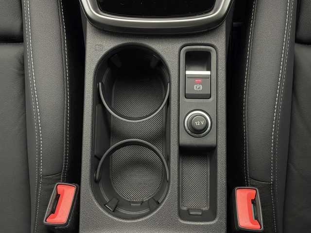 アウディ Ａ３ SB 40TFSI クワトロ Sライン 秋田県 2022(令4)年 0.7万km グレイシアホワイトメタリック 4WD/純正メモリナビ　/フルセグTV/BT/AppleCarPlay/AndroidAuto/衝突被害軽減ブレーキ　/レーダークルーズコントロール　/パドルシフト　/レーンキープアシスト　/横滑り防止装置/バックカメラ　/ビルトインＥＴＣ　/前席シートヒーター　/前席パワーシート/ＬＥＤヘッドライト/ヒーテッドドアミラー/リアフォグ/純正アルミホイール/電動格納ミラー/スマートキー