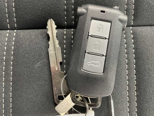 三菱 デリカＤ：５ シャモニー 岐阜県 2025(令7)年 0.1千km アメジストブラック 登録済み未使用車/衝突軽減ブレーキ/レーンキープアシスト/レーダークルーズコントロール/コーナーセンサー/ブラインドスポットモニター/全方位カメラ/両側パワースライドドア/ハーフレザーシート/シートヒーター/パワーシート/ステアリングヒーター/パワーバックドア/LEDヘッドライト/純正アルミホイール