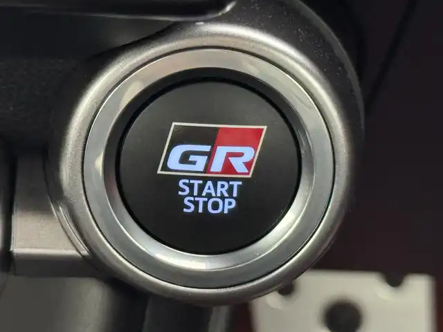 トヨタ ＧＲ８６ RZ 福岡県 2021(令3)年 0.5万km クリスタルブラックシリカ ワンオーナー　/純正９型ナビ　/バックカメラ　/ＥＴＣ２．０　/レーダー探知機　/レーダークルコン　/コーナーセンサー　/衝突被害軽減ブレーキ　/レーンキープ　/ＰＣＢ　/パドルシフト　/シートヒーター　/純正１８インチＡＷ
