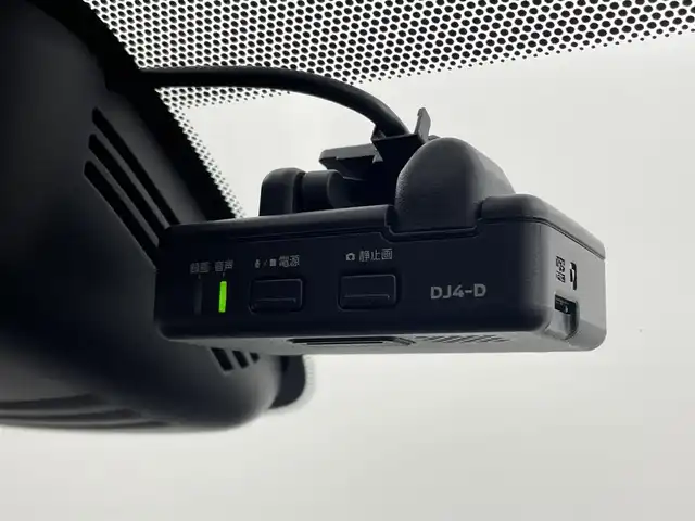日産 セレナ e－パワー ハイウェイスター G 岡山県 2020(令2)年 3.8万km ダークメタルグレー 純正10インチSDナビ(MM512D-L)/【CD/DVD/BT/フルセグTV/USB】/純正11インチフリップダウンモニター/デジタルインナーミラー/純正ドライブレコーダー/プロパイロット/衝突軽減ブレーキ/両側パワースライドドア/全方位カメラ/LEDヘッドライト/ETC/ブラインドスポットモニター/コーナーセンサー/プッシュスタート/スマートキー/アイドリングストップ/レーンキープアシスト/純正フロアマット/純正アルミホイール/新車保証書