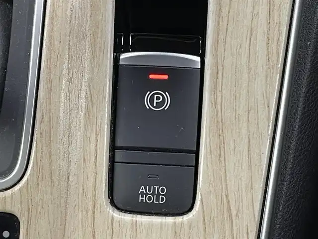 日産 セレナ e－パワー ハイウェイスター G 岡山県 2020(令2)年 3.8万km ダークメタルグレー 純正10インチSDナビ(MM512D-L)/【CD/DVD/BT/フルセグTV/USB】/純正11インチフリップダウンモニター/デジタルインナーミラー/純正ドライブレコーダー/プロパイロット/衝突軽減ブレーキ/両側パワースライドドア/全方位カメラ/LEDヘッドライト/ETC/ブラインドスポットモニター/コーナーセンサー/プッシュスタート/スマートキー/アイドリングストップ/レーンキープアシスト/純正フロアマット/純正アルミホイール/新車保証書
