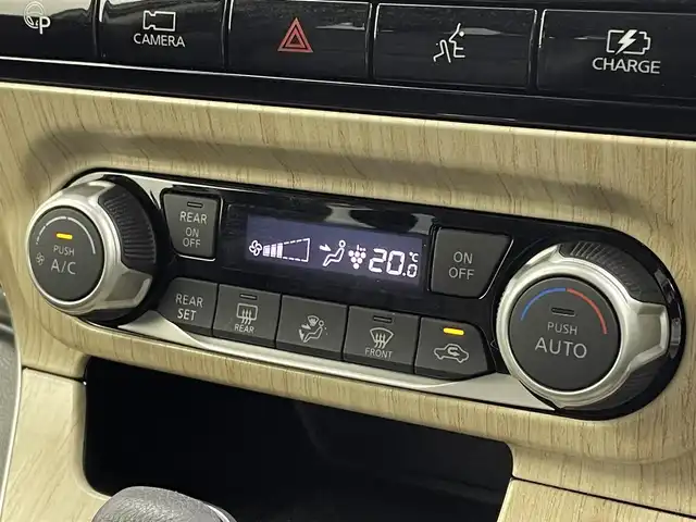 日産 セレナ e－パワー ハイウェイスター G 岡山県 2020(令2)年 3.8万km ダークメタルグレー 純正10インチSDナビ(MM512D-L)/【CD/DVD/BT/フルセグTV/USB】/純正11インチフリップダウンモニター/デジタルインナーミラー/純正ドライブレコーダー/プロパイロット/衝突軽減ブレーキ/両側パワースライドドア/全方位カメラ/LEDヘッドライト/ETC/ブラインドスポットモニター/コーナーセンサー/プッシュスタート/スマートキー/アイドリングストップ/レーンキープアシスト/純正フロアマット/純正アルミホイール/新車保証書