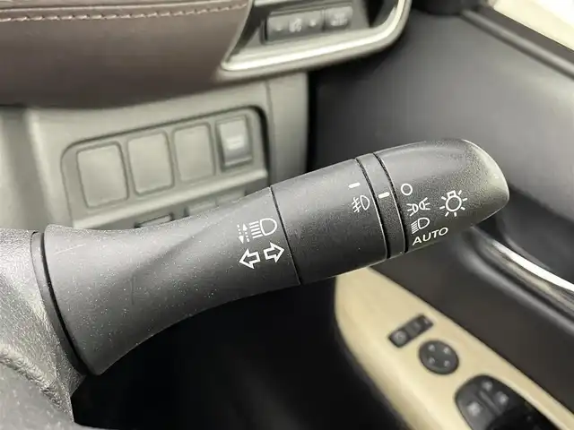 日産 セレナ e－パワー ハイウェイスター G 岡山県 2020(令2)年 3.8万km ダークメタルグレー 純正10インチSDナビ(MM512D-L)/【CD/DVD/BT/フルセグTV/USB】/純正11インチフリップダウンモニター/デジタルインナーミラー/純正ドライブレコーダー/プロパイロット/衝突軽減ブレーキ/両側パワースライドドア/全方位カメラ/LEDヘッドライト/ETC/ブラインドスポットモニター/コーナーセンサー/プッシュスタート/スマートキー/アイドリングストップ/レーンキープアシスト/純正フロアマット/純正アルミホイール/新車保証書