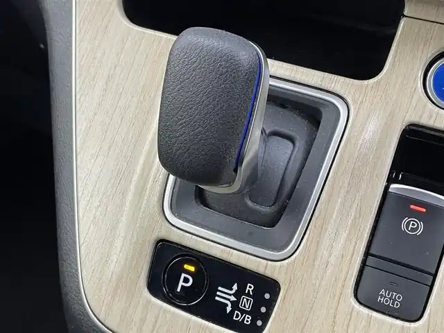 日産 セレナ e－パワー ハイウェイスター G 岡山県 2020(令2)年 3.8万km ダークメタルグレー 純正10インチSDナビ(MM512D-L)/【CD/DVD/BT/フルセグTV/USB】/純正11インチフリップダウンモニター/デジタルインナーミラー/純正ドライブレコーダー/プロパイロット/衝突軽減ブレーキ/両側パワースライドドア/全方位カメラ/LEDヘッドライト/ETC/ブラインドスポットモニター/コーナーセンサー/プッシュスタート/スマートキー/アイドリングストップ/レーンキープアシスト/純正フロアマット/純正アルミホイール/新車保証書