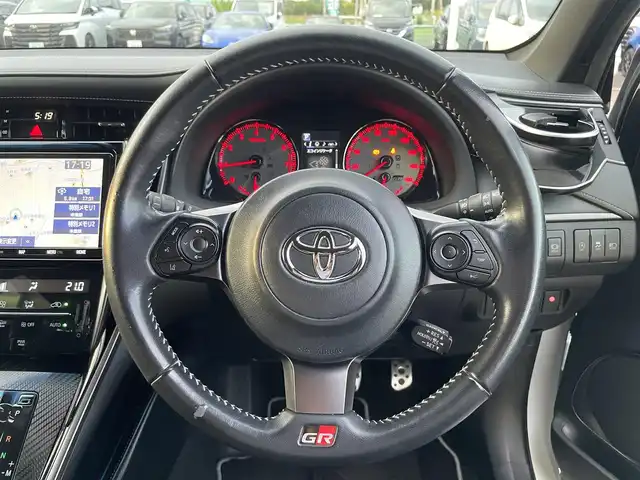 トヨタ ハリアー エレガンス GRスポーツ 東京都 2019(令1)年 8.4万km ホワイトパールクリスタルシャイン 純正ナビ/ワンオーナー/Bluetooth/フロントフォグランプ/ETC2.0/パワーシート/衝突軽減ブレーキ/アダプティブクルーズコントロール/バックカメラ/パーキングアシスト/プッシュスタート/キーレスエントリー/純正フロアマット/取扱説明書/新車保証書/純正ドライブレコーダー/パワーシート/オートマティックハイビーム/LEDヘッドライト