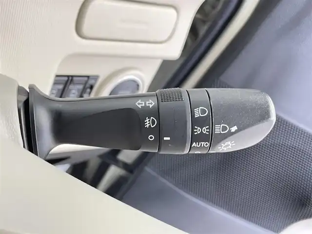 ダイハツ ムーヴ キャンバス G メイクアップ SA Ⅲ 千葉県 2018(平30)年 6.6万km パールホワイトⅢ/ファインミントメタリック 2トーン スマートアシスト/・衝突軽減ブレーキ/・レーンキープアシスト/・オートハイビーム/・横滑り防止装置/社外7インチSDナビ/CD DVD BT フルセグTV/バックカメラ/両側パワースライドドア/LEDオートライト/ドアバイザー/純正フロアマット/プッシュスタート/スマートキー/ETC