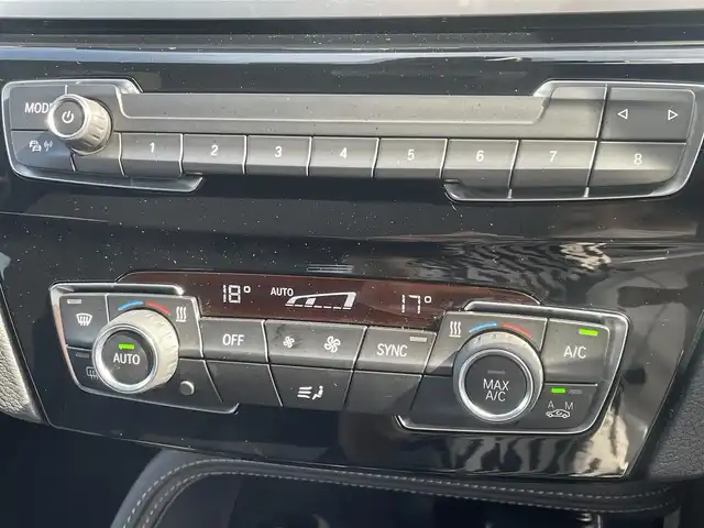 ＢＭＷ Ｘ２ xDrive 18d Mスポーツ EDサンライズ 東京都 2020(令2)年 1.9万km 白 200台限定/アダプティブサスペンション/レーダー探知機/バックカメラ/エアディション専用プレート（センターコンソール）/スペアタイヤ（純正ノーマル仕様）4本入り/Mスポーツ仕様（リアスポイラー/ステアリング）/専用エクステリアデザイン/・アルミニウムヘキサゴンアンソラジットトリム/・エアロダイナミクスパッケージ/・アンビエントライト/・純正19インチMライトアロイホイール ダブルスポークスタイリング715M