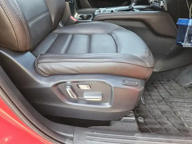 マツダ ＣＸ－５ XD エクスクルーシブモード 宮崎県 2021(令3)年 4.2万km ソウルレッドクリスタルM 4WD/純正10.25ナビ/フルセグTV/パワーバックドア/360度ビューモニター/ドライブレコーダー/後席用フリップダウンモニター/レーダークルーズコントロール/前後パーキングセンサー/衝突被害軽減ブレーキ/誤発進抑制機能/車線逸脱防止支援システム/ドライバーアテンションアラート/交通標識認識システム/ヘッドアップディスプレイ/ツインターボ/LEDヘッドランプ/革巻きステアリング/ステアリングヒーター/パドルシフト/ナッパ革シート/全席シートヒーター/前席パワーシート/ベンチレーション/BOSEサウンドシステム/純正19インチアルミホイール/スマートキー/プッシュエンジンスタート/禁煙車