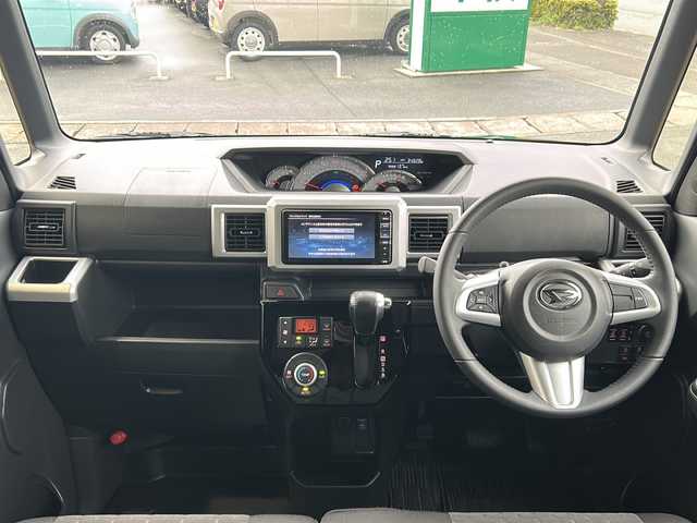 ダイハツ ウェイク G ターボVS SA Ⅲ 静岡県 2022(令4)年 3.5万km ブラックマイカメタリック 【安全装備】/スマートアシストIII/衝突回避・軽減ブレーキ機能/（車速約4km/hから80km/h間時警報アラーム喚起作動）/（前車相対速度約30km/h未満時衝突回避機能作動）/（前車相対速度約30km/hから80km/h時衝突軽減ブレーキ作動）/（対歩行者：車速約30km/h未満時回避機能作動、50km/h未満時軽減機能作動）/オートハイビーム（作動車速：約25km/h以上時）/誤発進抑制機能（障害物検知範囲前方4m以内・後方3m以内）/車線逸脱警報（作動車速：約60km/h以上時）/先行車発進お知らせ機能 /【主要装備】　/純正ナビ　/フルセグテレビ　/アラウンドビューモニター　/両側パワースライドドア　/スマートキー　/プッシュスタート　/ローダウン　/ＬＥＤ　/アイドリングストップ　/ＥＴＣ　/ドライブレコーダー/ステアリングスイッチ/スペアキー有り/TEIN車高調