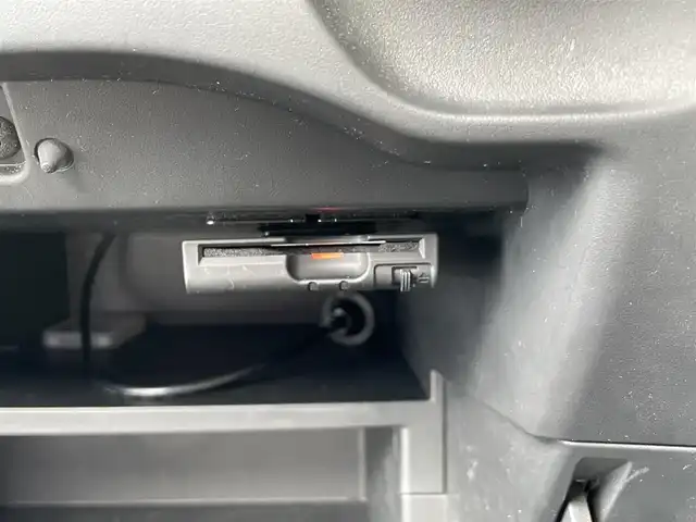 日産 ノート e－パワー X 群馬県 2019(平31)年 10.1万km ブリリアントホワイトパール (株)IDOMが運営する【じしゃロン伊勢崎店】の自社ローン専用車両になりますこちらは現金またはオートローンご利用時の価格です。自社ローンご希望の方は別途その旨お申付け下さい/インテリジェントアラウンドビューモニター（インテリジェントルームミラー）＋ドアミラーヒーター/LEDヘッドランプ/＝＝＝/ワンオーナー/純正SDナビ/【CD・DVD・SD・BT・フルセグTV】/純正15インチAW/純正ドライブレコーダー（フロント）/社外ドライブレコーダー（リア）/エマージェンシーブレーキ/レーンキープアラート/踏み間違い衝突防止アシスト/横滑り防止装置/コーナーセンサー/ステアリングスイッチ/オートライト/LEDヘッドライト/フォグライト/スマートキーX２/ETC