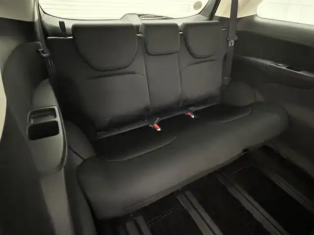 ホンダ オデッセイ ハイブリッド e:HEVアブソルート 岡山県 2021(令3)年 4.4万km プラチナホワイトパール 純正10インチナビ/【HDMI/フルセグ/DVD/CD】/マルチビューカメラ/両側パワースライドドア/純正ドライブレコーダー(前後)/社外レーダー搭載/レーダークルーズコントロール/LEDヘッドライト/オートライト/オートハイビーム/衝突軽減ブレーキ/踏み間違い防止装置/レーンキープアシスト/コーナーセンサー/ハーフレザー/純正アルミホイール