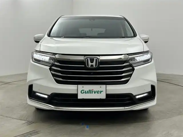 ホンダ オデッセイ ハイブリッド e:HEVアブソルート 岡山県 2021(令3)年 4.4万km プラチナホワイトパール 純正10インチナビ/【HDMI/フルセグ/DVD/CD】/マルチビューカメラ/両側パワースライドドア/純正ドライブレコーダー(前後)/社外レーダー搭載/レーダークルーズコントロール/LEDヘッドライト/オートライト/オートハイビーム/衝突軽減ブレーキ/踏み間違い防止装置/レーンキープアシスト/コーナーセンサー/ハーフレザー/純正アルミホイール