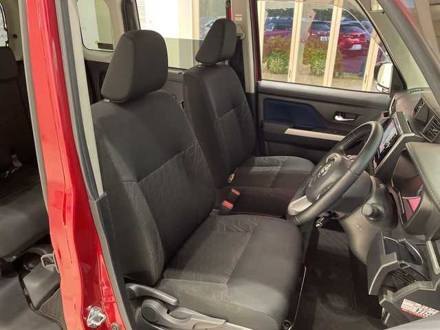 トヨタ ルーミー カスタムG S 埼玉県 2018(平30)年 6.4万km ブラックマイカ/マゼンダベリーメタリック スマートアシスト/純正ナビ/　　CD/BT/フルセグ/バックカメラ/両側電動スライドドア/クルーズコントロール/LEDヘッドライト/シートヒーター/純正14インチアルミホイール/ETC/スマートキー×2/禁煙車/　　