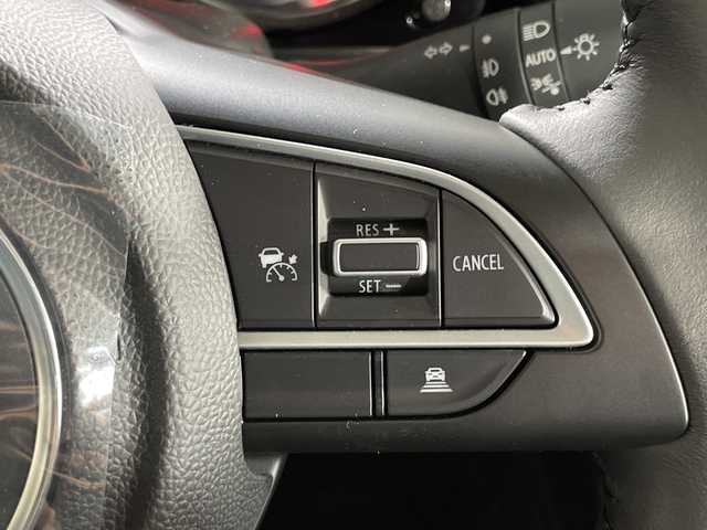 スズキ ジムニー ノマド FC 神奈川県 2025(令7)年 0.1千km アイボリー 登録済未使用車/スズキセーフティサポート/4WD/シートヒーター/ダウンヒルアシストコントロール/革巻きステアリング/ステアリングスイッチ/Autoライト/アイドリングストップ機能/コーナーセンサー/ヘッドライトレベライザー/ヘッドライトウォッシャー/LEDヘッドライト/フォグランプ/電動格納ミラー/ウィンカーミラー/背面タイヤ/純正15インチアルミホイール