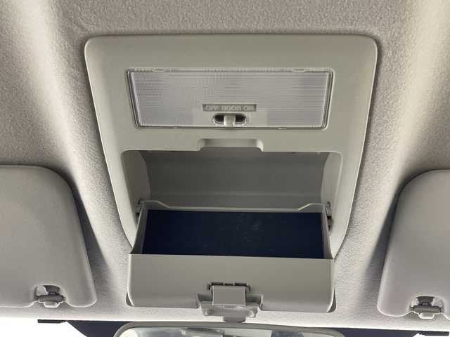 スズキ ソリオ HV MZ 神奈川県 2017(平29)年 5.7万km ピュアホワイトP 社外7インチHDDナビ（AVIC-HRZ900）/両側パワースライドドア/横滑り防止装置/アイドリングストップ/LEDヘッドライト/フォグランプ/オートライト/ウィンカーミラー/電動格納ミラー/純正15インチAW/プッシュスタート/スマートキー/フロアマット