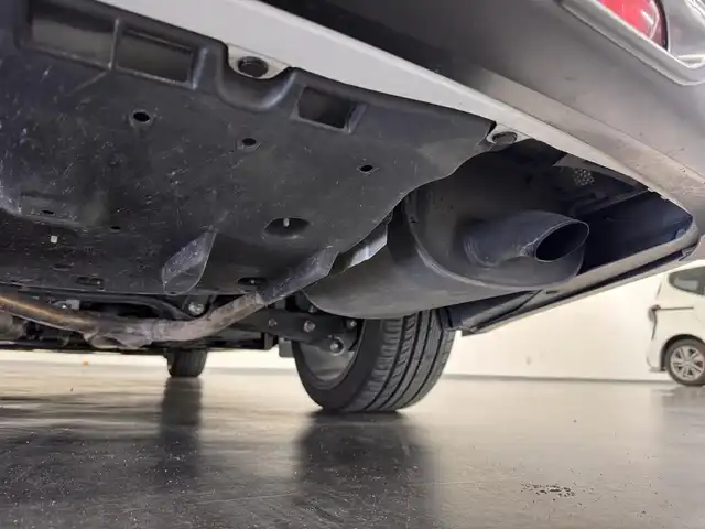 トヨタ クラウン ハイブリッド アスリートS 三重県 2014(平26)年 4.1万km ホワイトパールクリスタルシャイン ハイブリッド/FR/MTモード付フロアCVT/純正 8インチ HDDナビ/（AM/FM/CD/DVD/HDDREC/USB/iPod/Bluetooth/TV）/バックカメラ/ドライブレコーダー 前後/ビルトイン ETC/安全/・VDIM（EBD付ABS＆VSC＆TRC＆EPS）/・SRS サイド＆カーテンエアバッグシステム/など/装備/・【OP】寒冷地仕様（リヤフォグ、ウインドシールドデアイサーなど）/・シートヒーター（D/N）/・ステアリングヒーター/・パワーシート（D8way＋電動ランバーサポート/N4way）/・オートライト/・HIDヘッドランプ/・左右独立オートエアコン（スイングレジスター付）/・ステアリングスイッチ/・電動チルト&テレスコピックステアリング/・プッシュスタート/・社外19inAW/・ステアリングスイッチ/・保/取/ナビ取/・スマートキーx2/など