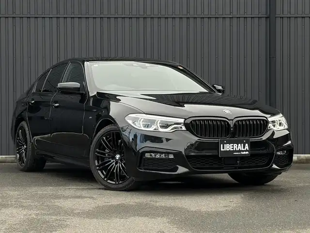 ＢＭＷ ５３０ｉ ED ミッション:インポッシブル 福島県 2020(令2)年 2.1万km サファイアブラックP 特別仕様車/ワンオーナー/純正HDDナビ/(DVD/フルセグTV/Bluetooth/USB/MSV)/全方位カメラ/Mブレーキ/アダプティブサスペンション/専用ブラックキドニーグリル/専用ブラック19インチアルミホイール/ハイラインパッケージ/・ナイトブルー革スポーツシート/・全席シートヒーター/・前席パワーシート/ハーマンカードンサラウンドシステム/アクティブクルーズコントロール/衝突軽減ブレーキ/パワートランク/フットオープナー/LEDヘッドライト/スマートキー/ETC/前後ドライブレコーダー/ブラインドスポットモニター/ヘッドアップディスプレイ/レーンキープアシスト/パドルシフト/横滑り防止機能