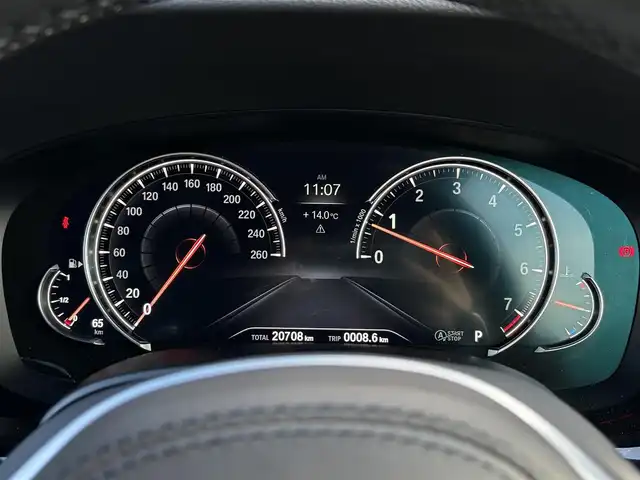 ＢＭＷ ５３０ｉ ED ミッション:インポッシブル 福島県 2020(令2)年 2.1万km サファイアブラックP 特別仕様車/ワンオーナー/純正HDDナビ/(DVD/フルセグTV/Bluetooth/USB/MSV)/全方位カメラ/Mブレーキ/アダプティブサスペンション/専用ブラックキドニーグリル/専用ブラック19インチアルミホイール/ハイラインパッケージ/・ナイトブルー革スポーツシート/・全席シートヒーター/・前席パワーシート/ハーマンカードンサラウンドシステム/アクティブクルーズコントロール/衝突軽減ブレーキ/パワートランク/フットオープナー/LEDヘッドライト/スマートキー/ETC/前後ドライブレコーダー/ブラインドスポットモニター/ヘッドアップディスプレイ/レーンキープアシスト/パドルシフト/横滑り防止機能