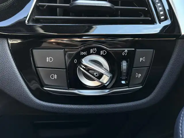 ＢＭＷ ５３０ｉ ED ミッション:インポッシブル 福島県 2020(令2)年 2.1万km サファイアブラックP 特別仕様車/ワンオーナー/純正HDDナビ/(DVD/フルセグTV/Bluetooth/USB/MSV)/全方位カメラ/Mブレーキ/アダプティブサスペンション/専用ブラックキドニーグリル/専用ブラック19インチアルミホイール/ハイラインパッケージ/・ナイトブルー革スポーツシート/・全席シートヒーター/・前席パワーシート/ハーマンカードンサラウンドシステム/アクティブクルーズコントロール/衝突軽減ブレーキ/パワートランク/フットオープナー/LEDヘッドライト/スマートキー/ETC/前後ドライブレコーダー/ブラインドスポットモニター/ヘッドアップディスプレイ/レーンキープアシスト/パドルシフト/横滑り防止機能