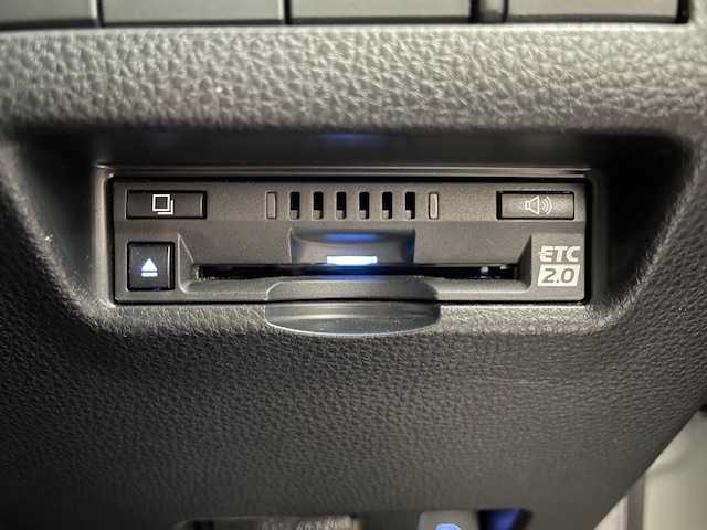 トヨタ ハリアー ハイブリッド Z 青森県 2021(令3)年 3.8万km ホワイトパールクリスタルシャイン ワンオーナー/12.3インチ純正ナビ（BlueTooth）/トヨタセーフティセンス/インテリジェントクリアランスソナー/JBLサウンドシステム/デジタルインナーミラー/MODELISTAエアロ/寒冷地仕様/ハーフレザーシート/19インチ純正アルミホイール/ドライブレコーダー/パワーバックドア/保証書/取扱説明書/ナビ説明書/スペアキー